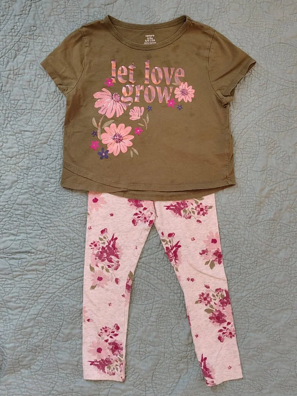 Carter Kid Girl Short Sleeved Floral Outfits Size 6